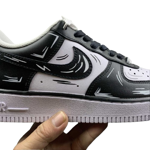 Tênis Nike Air Force 1 Black Cartoon