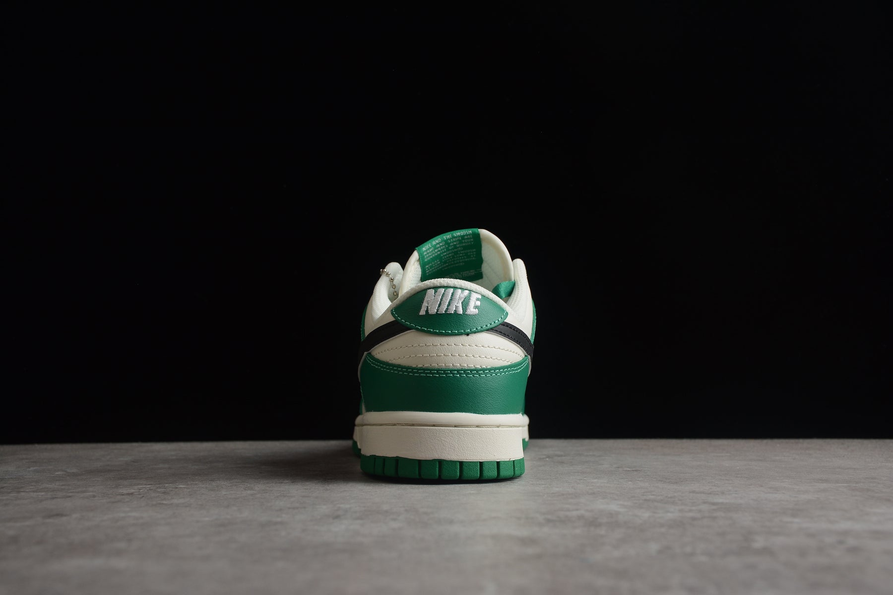 Tênis Nike Sb Low Lotery