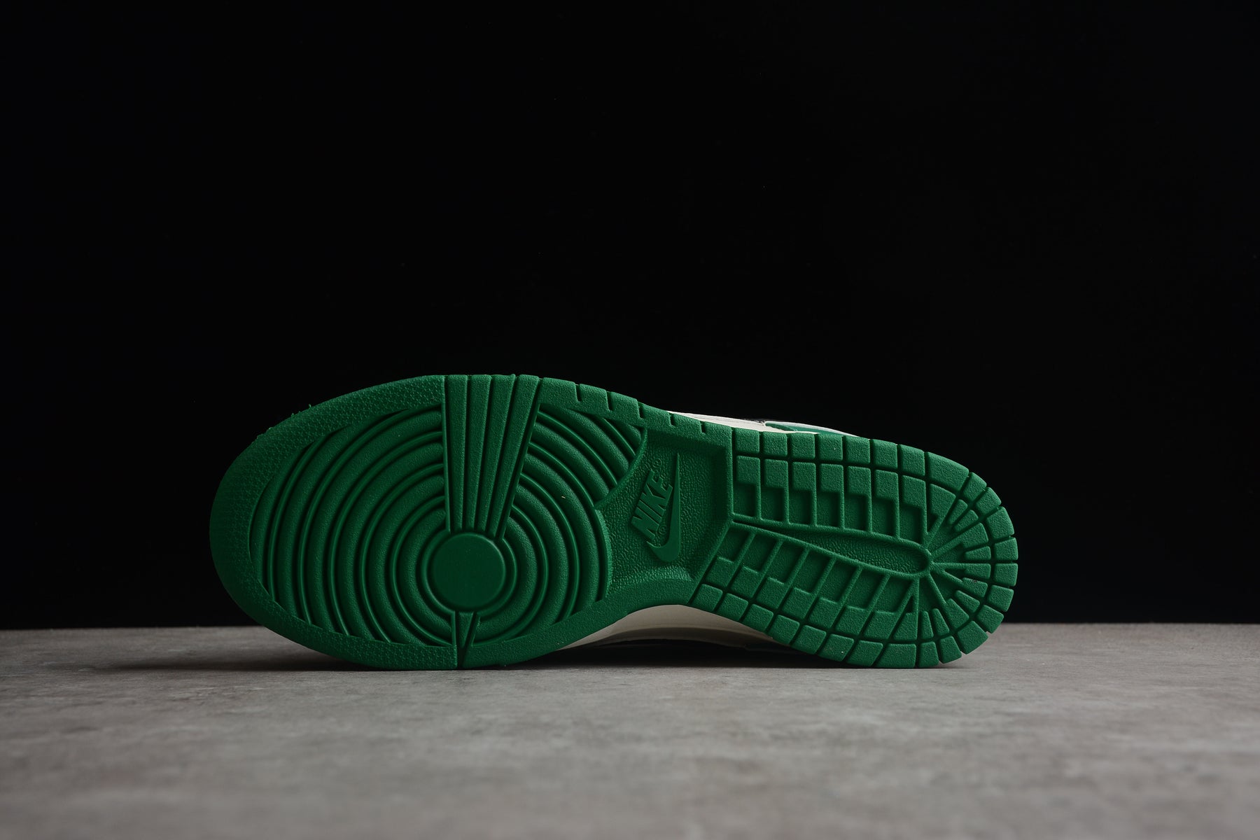 Tênis Nike Sb Low Lotery