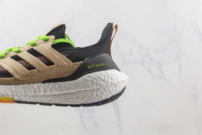 Tênis Adidas Ultra Boost 22  Black Beige Tone