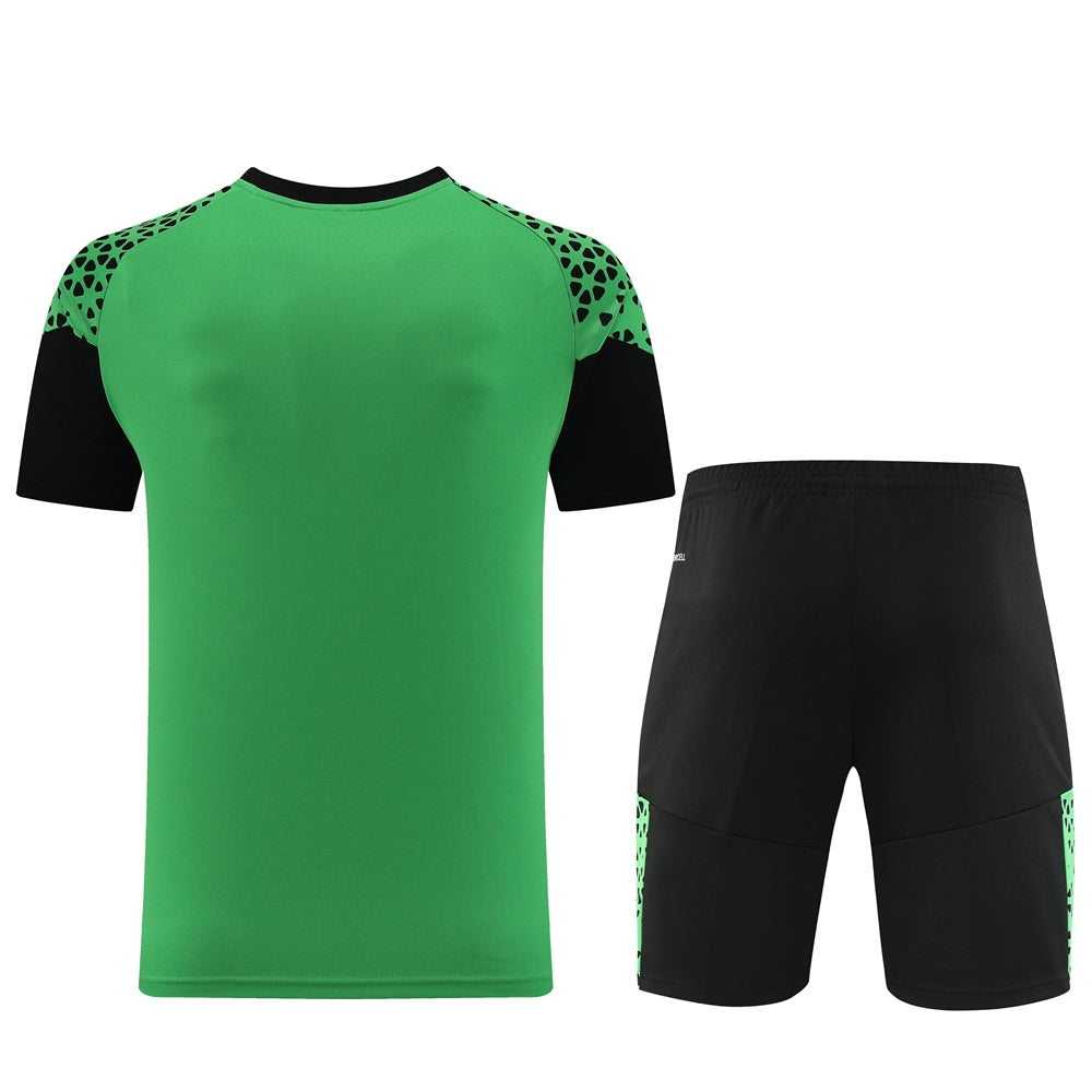 Conjunto Puma Camisa e Bermuda Verde