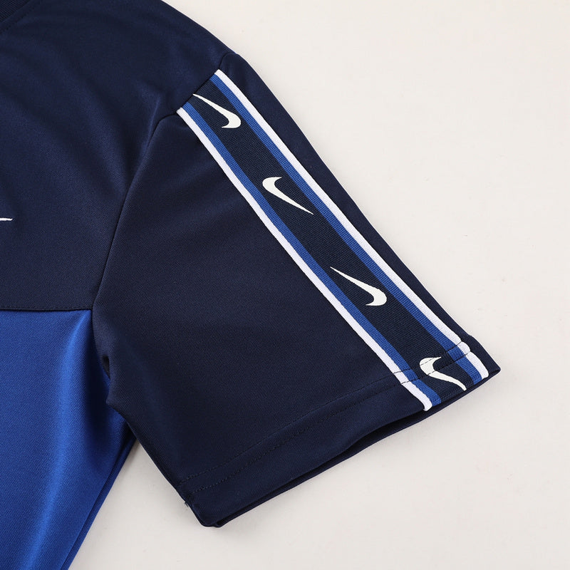 Conjunto Nike Repeat Masculino Bermuda e Camisa Masculino Azul
