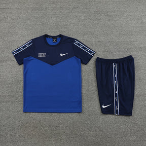 Conjunto Nike Repeat Masculino Bermuda e Camisa Masculino Azul