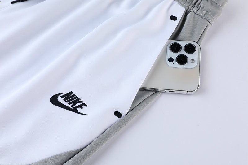 Conjunto Nike Masculino Camisa e Bermuda Cinza e Branco