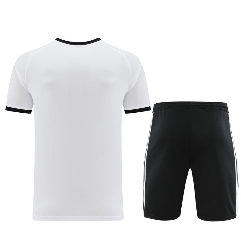 Conjunto Adidas Masculino Camisa Branco e Bermuda Preto