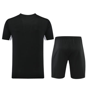 Conjunto Nike Masculino Camisa Branca e Bermuda Preta