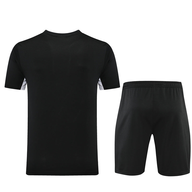Conjunto Nike Masculino Camisa Branca e Bermuda Preta
