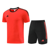 Conjunto Adidas Masculino Camisa Laranja e Bermuda Preta