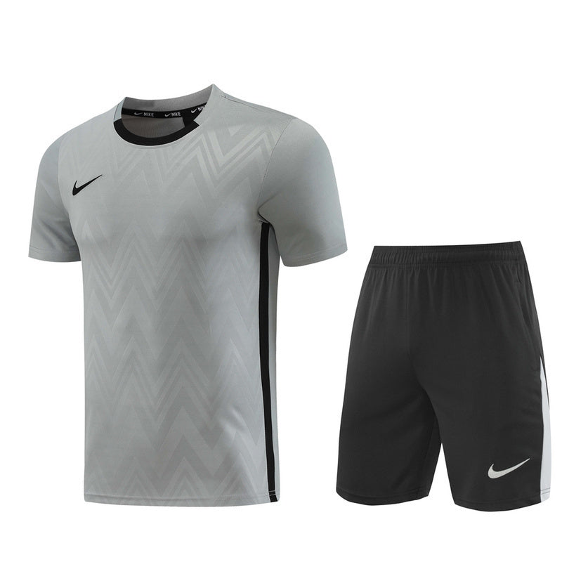 Conjunto Nike Camisa e Bermuda Cinza e Preto