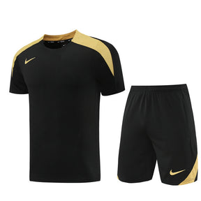 Conjunto Nike Masculino Camisa e Bermuda Preto e Dourado