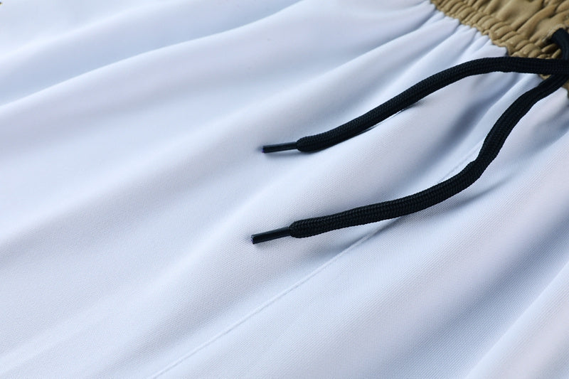 Conjunto Nike Masculino Camisa e Bermuda Marrom e Branco