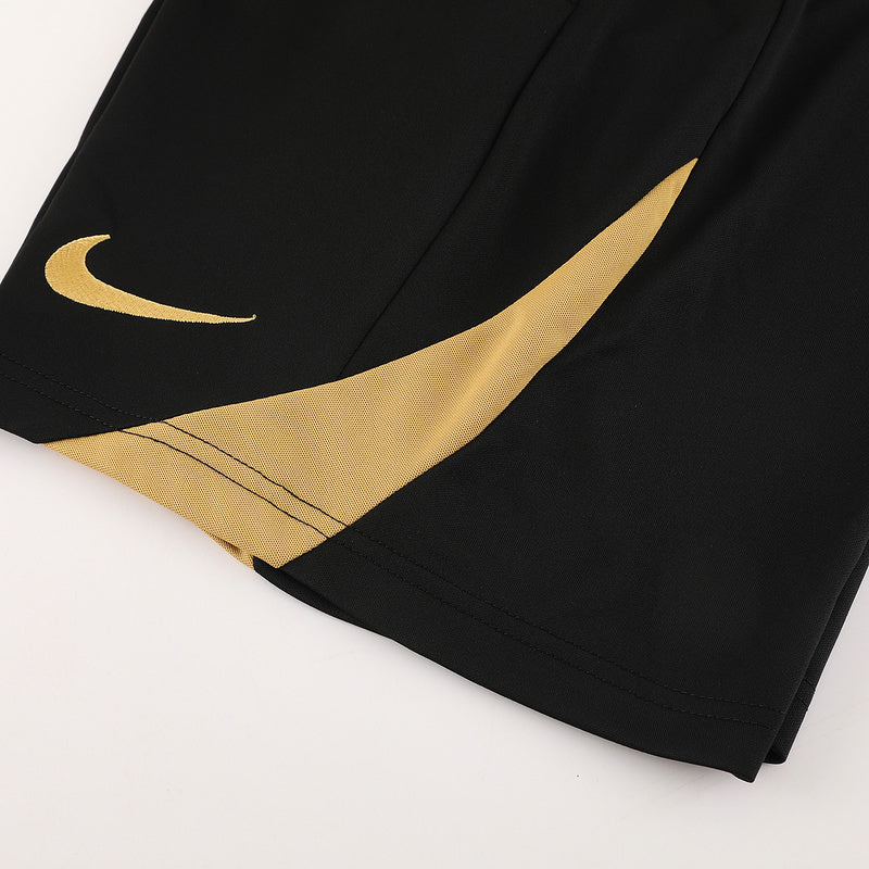 Conjunto Nike Masculino Camisa e Bermuda Preto e Dourado