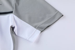 Conjunto Nike Masculino Camisa e Bermuda Cinza e Branco
