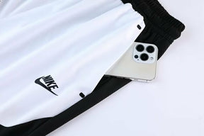Conjunto Nike Masculino Camisa Branca e Bermuda Preta