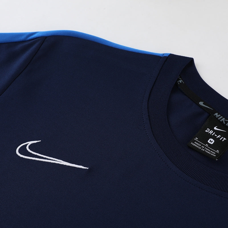 Conjunto Nike Masculino Camisa e Bermuda Azul Marinho
