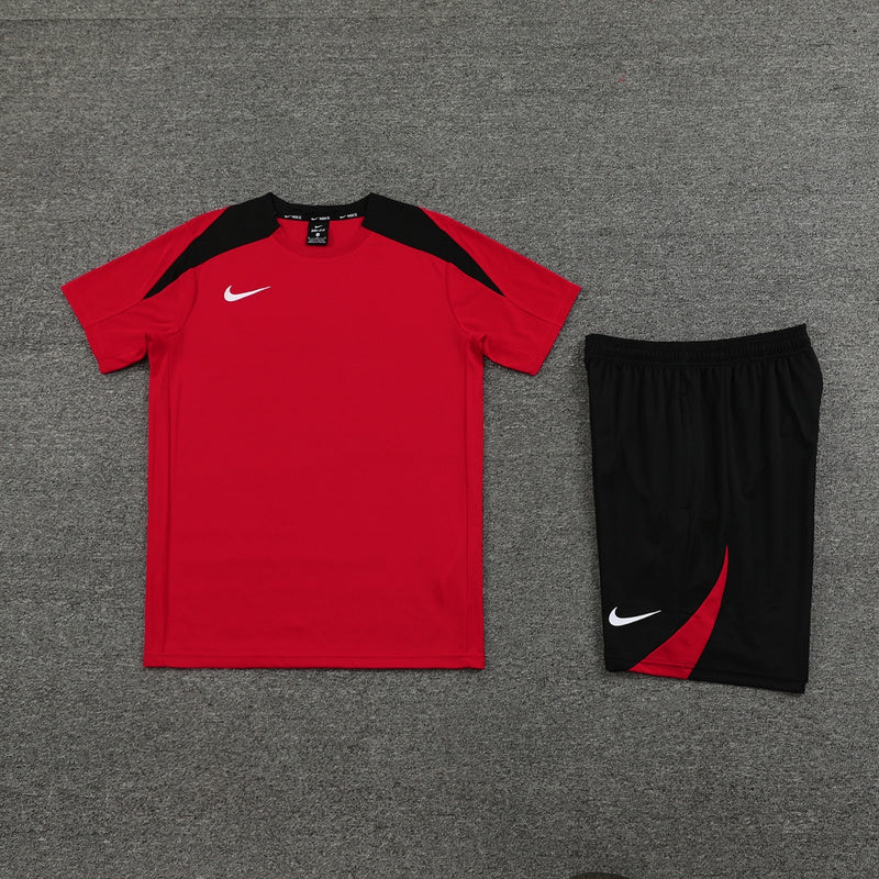 Conjunto Nike Masculino Camisa Vermelha e Bermuda Preta