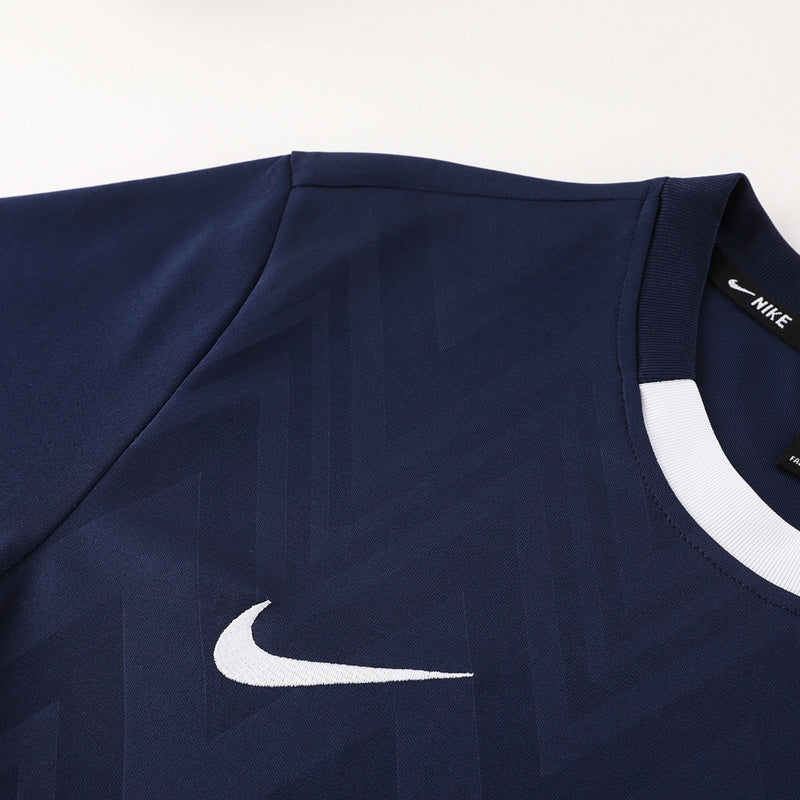 Conjunto Nike Camisa e Bermuda Azul Marinho