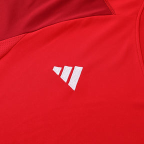 Conjunto Adidas Masculino Camisa Vermelha e Bermuda Preta