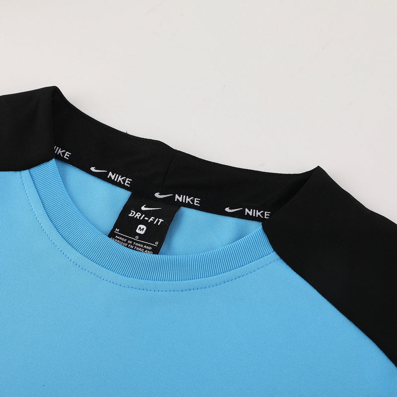 Conjunto Nike Masculino Camisa Azul e Bermuda Preta