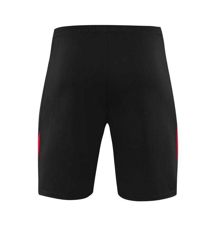 Conjunto Nike Masculino Camisa Vermelha e Bermuda Preta