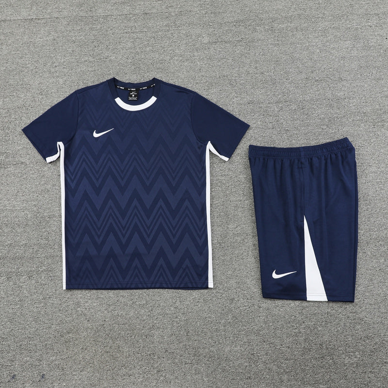 Conjunto Nike Camisa e Bermuda Azul Marinho