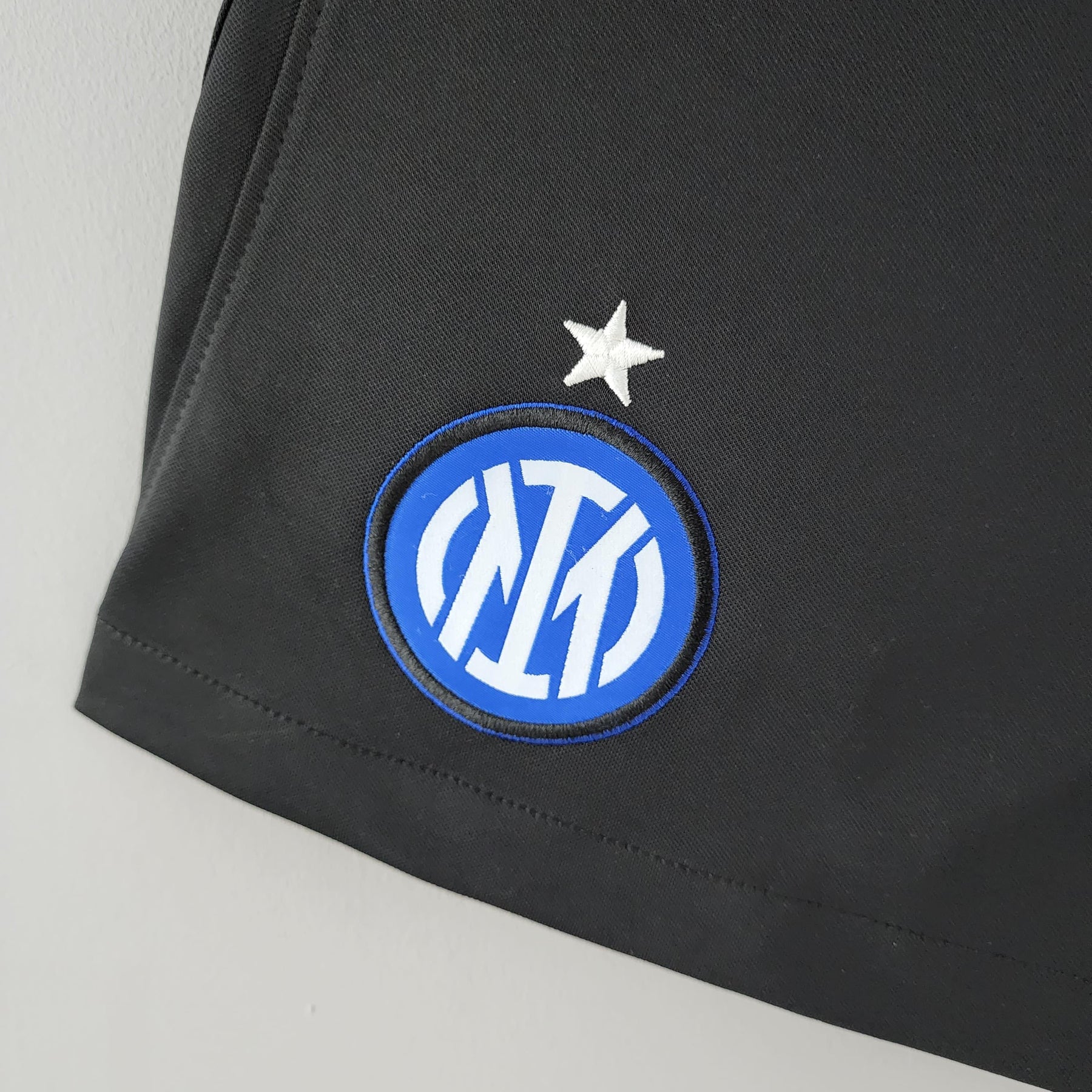 Shorts Inter de Milão 2022/23 I