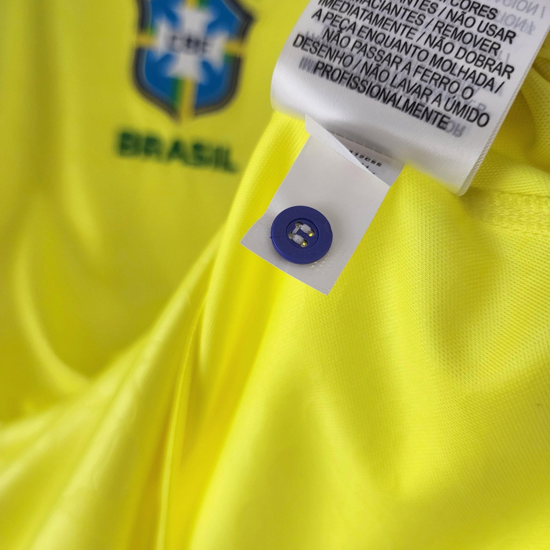 Camisa Feminina Seleção Brasil I 22/23 Nike - Amarelo - Loja da Seven Oficial