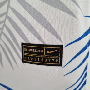 Camisa Seleção Brasil Fourth 2022 Nike - Branco - Conceito Floresta Amazônica - Loja da Seven Oficial