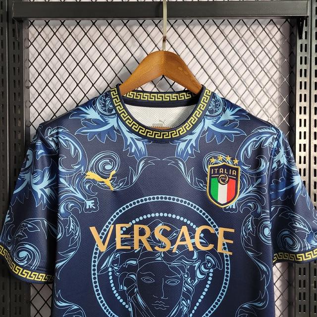 Camisa Seleção Itália x Versace - Puma - Azul - Loja da Seven Oficial