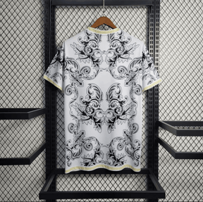 Camisa Seleção Itália x Versace - Puma - Branca - Loja da Seven Oficial