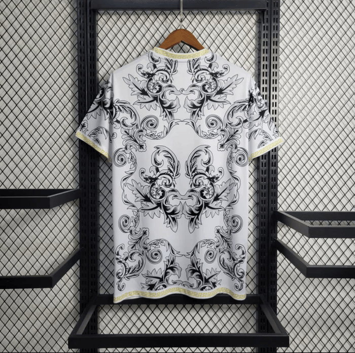 Camisa Seleção Itália x Versace - Puma - Branca - Loja da Seven Oficial