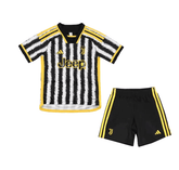 Kit Infantil Juventus Home 23/24 - Branco e Preto