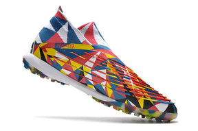 Chuteira Adidas Predator Edge+ Society TF "Geometric"
