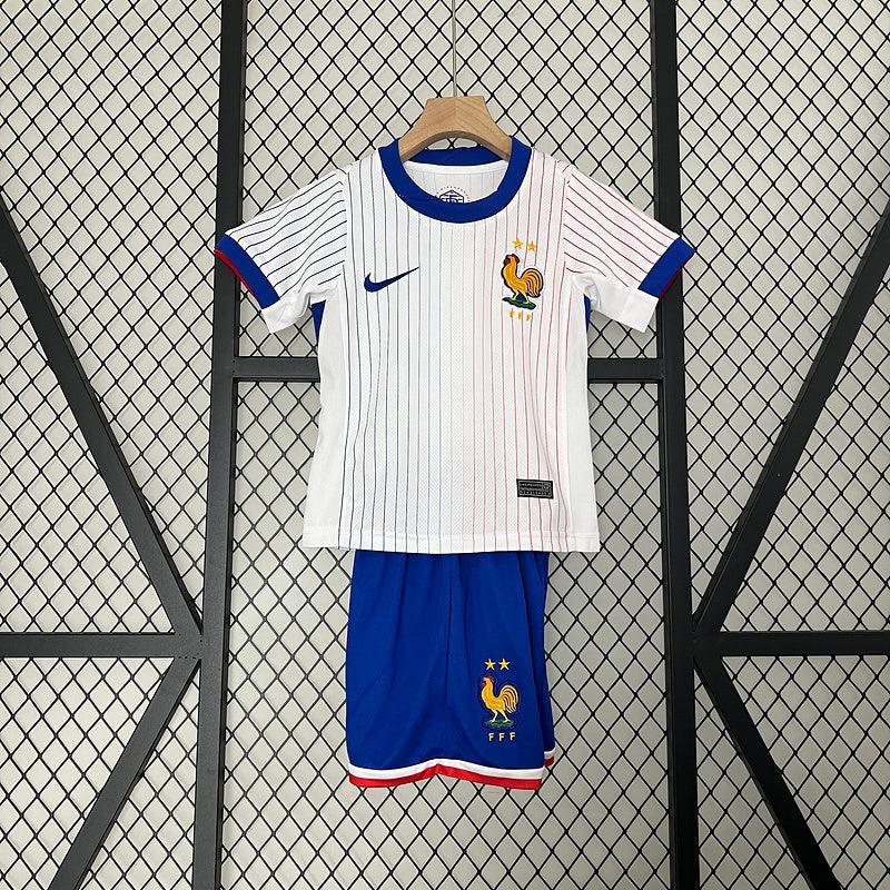 Kit Infantil França  24/25