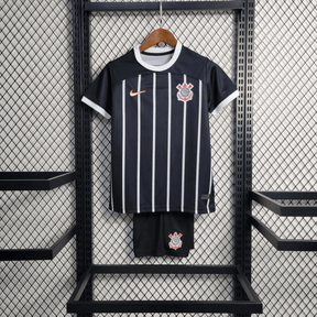 Kit Infantil Nike Corinthians Home 2023/24 - Preta